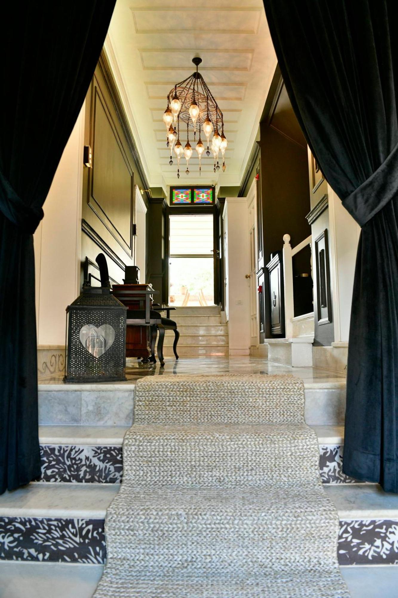 Siyah Lale Cunda 1841 (Adults Only) Hotel Ayvalı Buitenkant foto