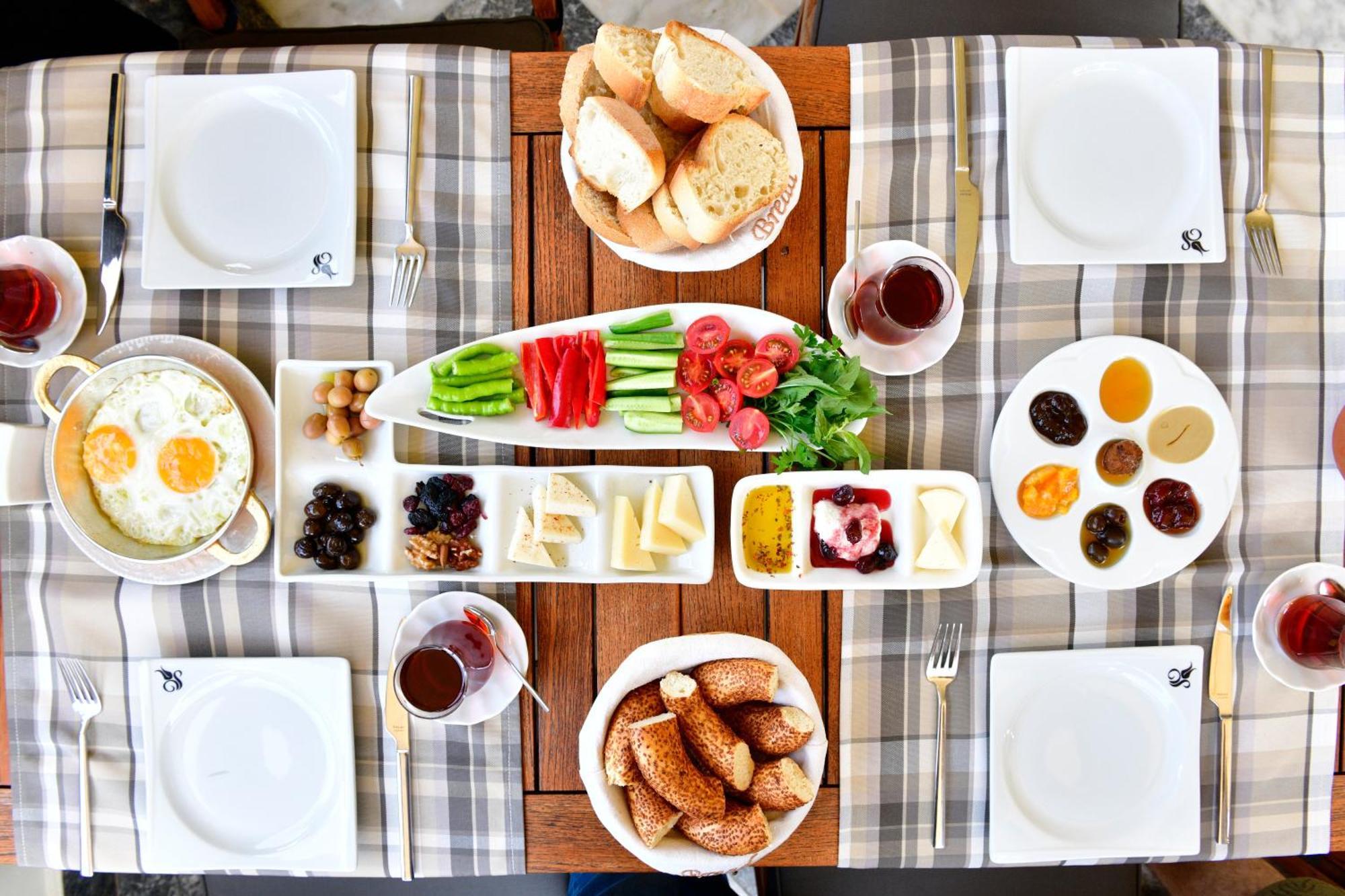 Siyah Lale Cunda 1841 (Adults Only) Hotel Ayvalı Buitenkant foto