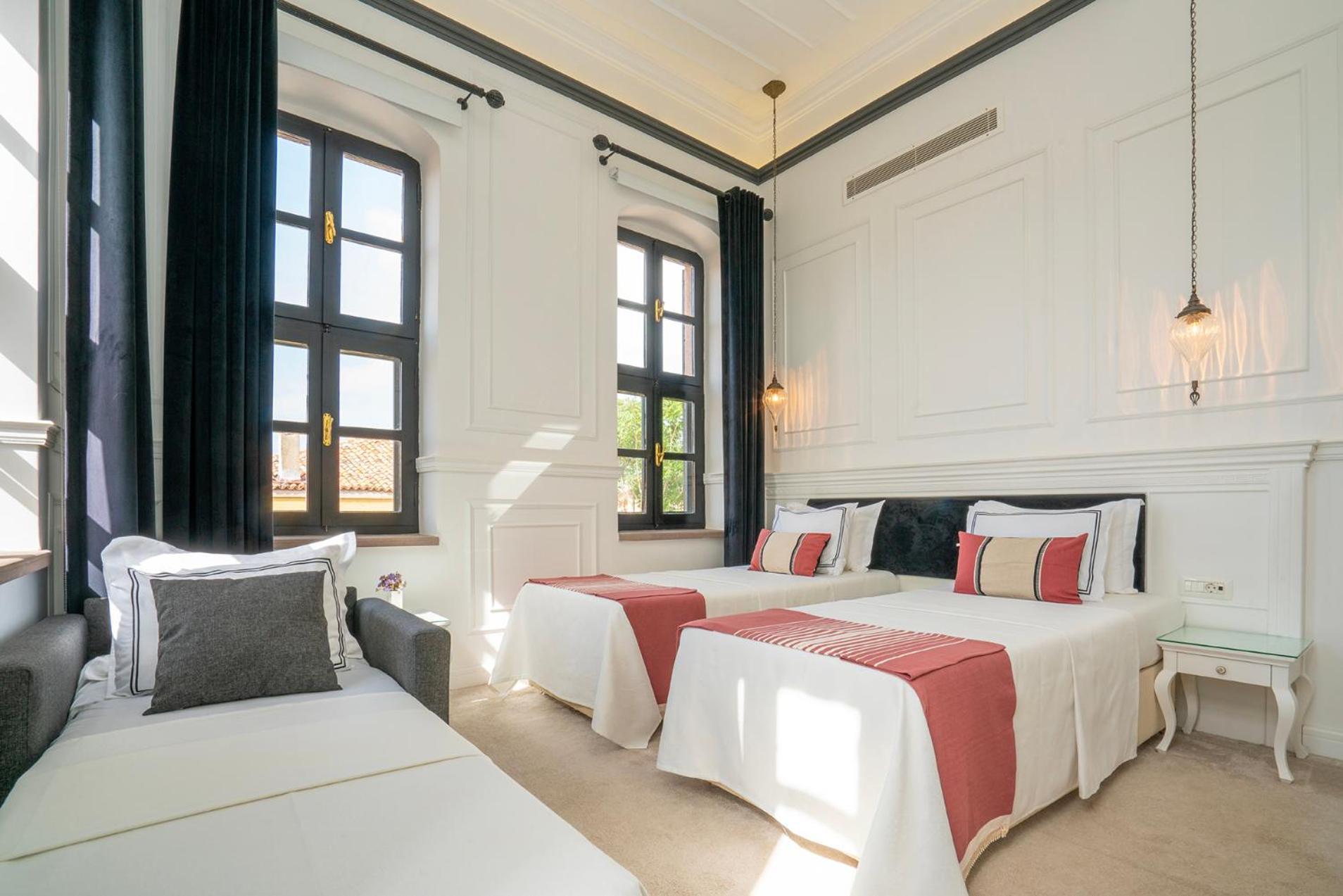 Siyah Lale Cunda 1841 (Adults Only) Hotel Ayvalı Buitenkant foto