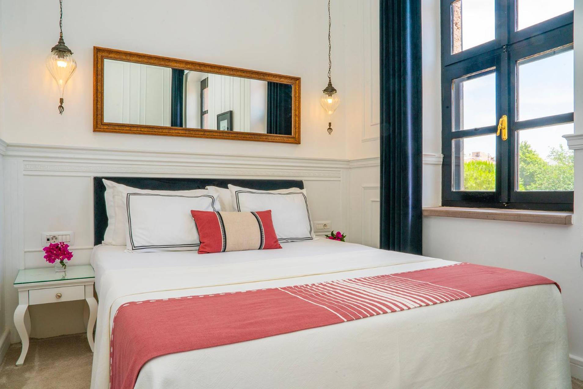 Siyah Lale Cunda 1841 (Adults Only) Hotel Ayvalı Buitenkant foto