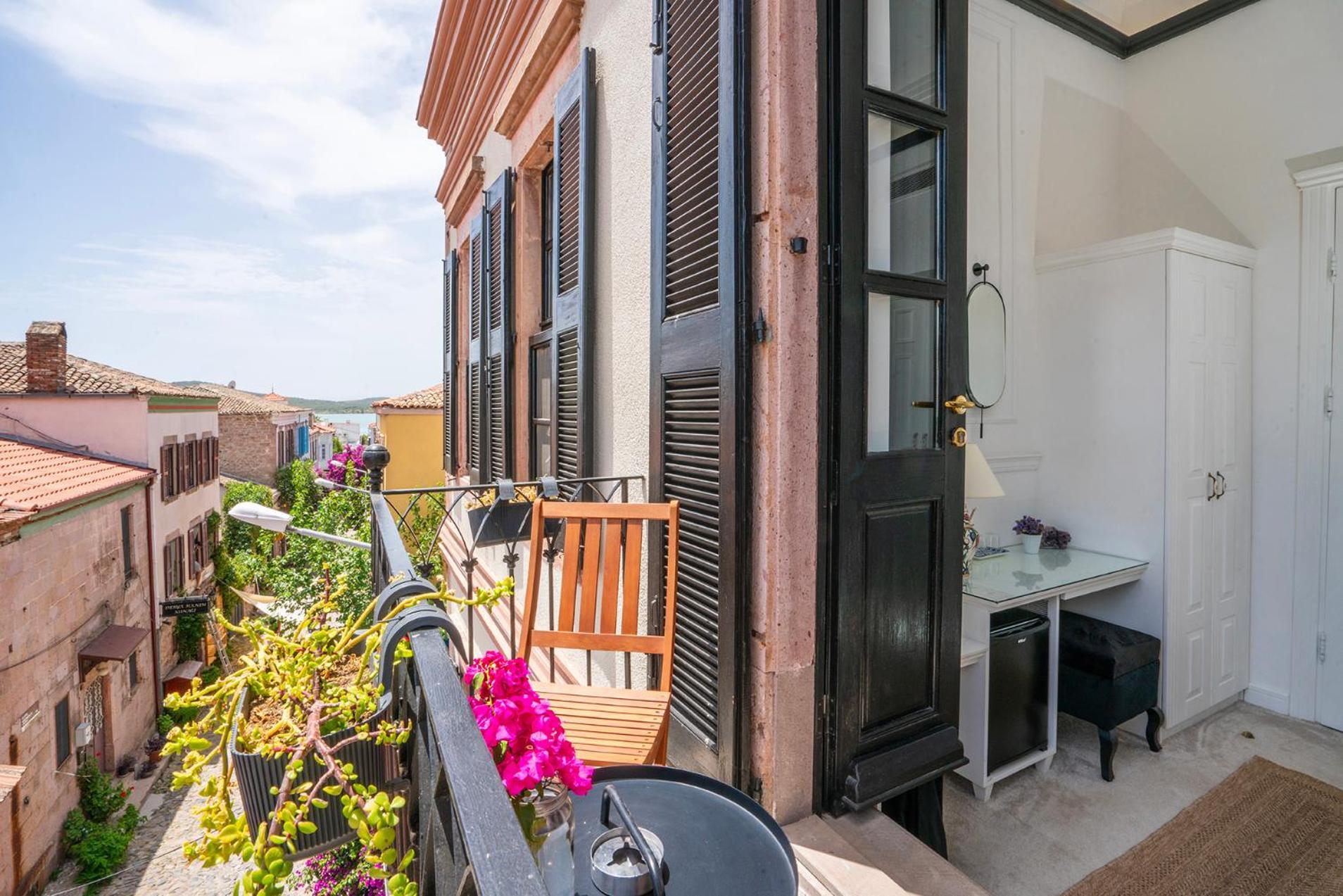 Siyah Lale Cunda 1841 (Adults Only) Hotel Ayvalı Buitenkant foto